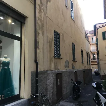 Vico San Nicola Apartment *