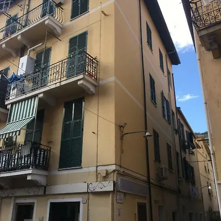 Vico San Nicola Apartment *